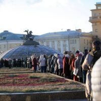 Более 250 тыс. человек посетили выставку “Сокровища музеев России” в Москве.