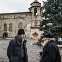 5 декабря 2018 года в городе Пскове на подворье Свято-Успенского Псково-Печерского монастыря состоялся Архиерейский совет Псковской митрополии.