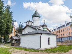 Храм преподобного Сергия Радонежского с Залужья
