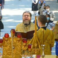 Божественная Литургия в Неделю 2-ю по Пятидесятнице, всех русских святых. Прямая трансляция богослужения