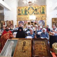 Кандидаты Свято-Елисаветинского сестричества получили право ношения сестринского облачения
