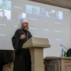 Митрополит Псковский и Порховский Тихон принял участие в Международной научно-богословской конференции «Мир Александра Невского. Русь в XIII веке»