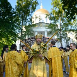 2 июля 2021 года, в день памяти святителя Иоанна Шанхайского, митрополит Псковский и Порховский Тихон совершил Божественную литургию в Псково-Печерской обители