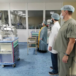 В Псковском перинатальном центре было совершено крещение двух младенцев