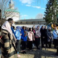 Студенты института образования и социальных наук ПсковГУ побывали в Псково-Печерском монастыре