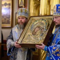 8 апреля 2022 года, накануне праздника Похвалы Пресвятой Богородицы, в Псково-Печерском монастыре была совершена утреня с пением акафиста Матери Божией