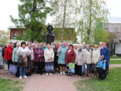 Прихожане Островского и Палкинского благочиний совершили паломничество в Свято-Успенский Псково-Печерский монастырь