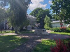 Возрождение музея-гостиницы Псково-Печерского монастыря