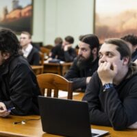 В Псково-Печерской семинарии прошла конференция с международным участием «Человек и Вселенная»