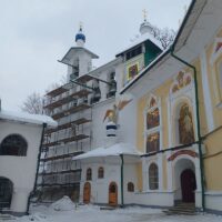 В Псково-Печерском монастыре началась реставрация Большой звонницы