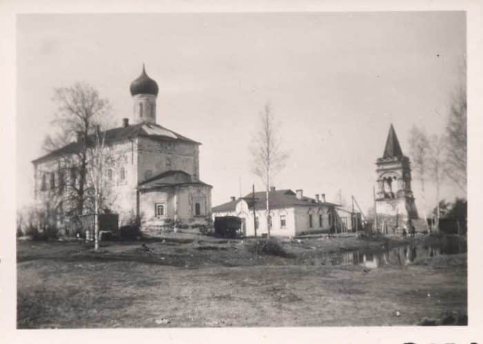 Вид Пантелеймонова монастыря в начале XX века