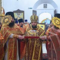В рамках Всероссийской акции «Молитва о Победе» состоялось принесение мощей великомученика Георгия Победоносца  на Псковскую землю
