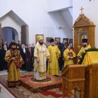 Митрополит Арсений совершил Божественную Литургию в Спасо-Елеазаровском монастыре