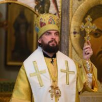 Митрополит Арсений совершил Божественную Литургию в Серафимовском приделе Свято-Троицкого кафедрального собора