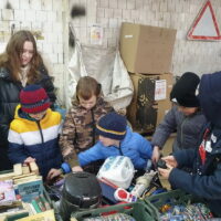 Воспитанники воскресной школы храма святых Жен-Мироносиц посетили псковскую Экологическую базу