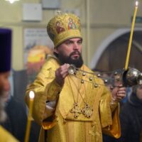 Митрополит Арсений возглавил всенощное бдение в храме святителя Николая (в Любятово) города Пскова