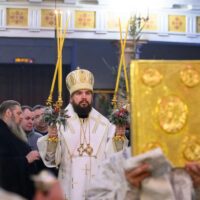 В отдание празднования Рождества Христова митрополит Арсений совершил Божественную Литургию в Псково-Печерском монастыре
