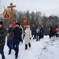 Состоялся очередной ежемесячный крестный ход вокруг города Пскова
