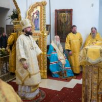 В празднование Собора трех святителей митрополит Арсений совершил Божественную Литургию в Спасо-Елеазаровском монастыре