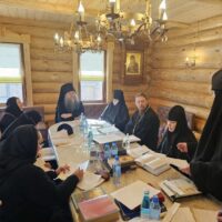 Представители Межведомственной комиссии по вопросам образования монашествующих посетили Крыпецкий, Творожковский и Никандровский монастыри