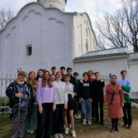 Псковские школьники посетили храм святого великомученика Георгия Победоносца (со Взвоза)