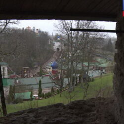 В эфире ГТРК «Псков» рассказали о реставрации башен Псково-Печерского монастыря