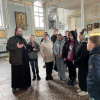 Храм святого благоверного великого князя Александра Невского посетили учащиеся Остенской школы посёлка Писковичи