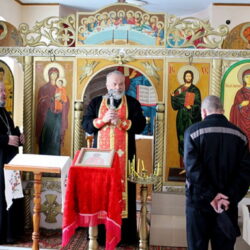 Праздник Святой Пасхи Господней отметили  в учреждениях ФСИН России Псковской области