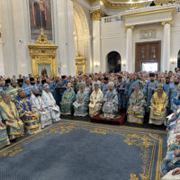 Митрополит Арсений принял участие в торжествах по случаю 445-летия явления Казанской иконы Божией Матери