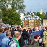 Псково-Печерский монастырь приглашает на престольное торжество в праздник Успения Пресвятой Богородицы