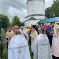 В храме Преображения Господня поселка Прибуж почтили память архимандрита Льва (Дмитроченко)