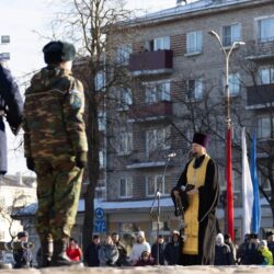 В День защитника Отечества у могилы Неизвестного солдата была совершена заупокойная лития