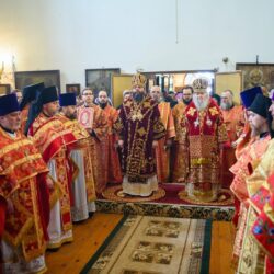 Состоялось принесение мощей святителя Тихона на его малую родину в поселок Клин