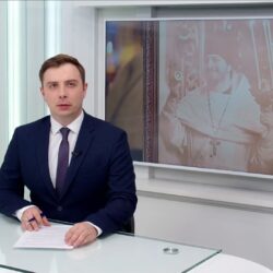 На телеканале «Первый Псковский» вышел сюжет «Псков простился с геройски погибшим на СВО иереем Антонием Савченко» 