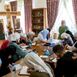 На подворье Творожковского монастыря прошли курсы младших медицинских сестер