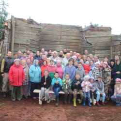 В Плюсском районе начала свою работу экспедиция проекта «Общее дело. Возрождение деревянных храмов Севера»