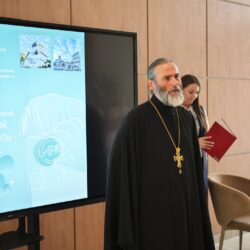 Благочинный города Пскова принял участие в открытии фотовыставки «Храмы Псковской архитектурной школы – люди и храмы»