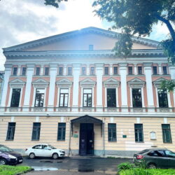 Началась реставрация здания бывшей Псковской Духовной семинарии