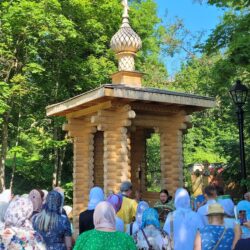 Состоялось освящение Никольской часовни в Изборске