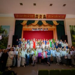 Православный молодёжный лагерь «Трилучье» открылся на территории Паломнического центра Псково-Печерского монастыря