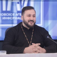 В медиацентре ПАИ прошел брифинг, посвященный открытию православного молодежного лагеря «Трилучье»