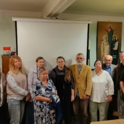 При храме святого Александра Невского прошла лекция «Святейший патриарх Тихон и большевистская власть 1918-1919 годов»