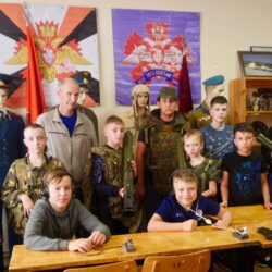 В Паломническом Центре Псково-Печерского монастыря состоялось открытие Музея истории 1071-го отдельного учебного полка специального назначения