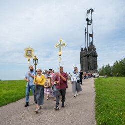 В день перенесения мощей святого Александра Невского состоится крестный ход на гору Соколиха от Снетогорского монастыря