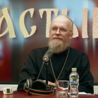 На радио «ПЛН FM» состоялся очередной выпуск программы «Пастырь» о молитве «Отче наш»