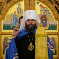 Митрополит Матфей совершил Литургию в храме святых равноапостольных Кирилла и Мефодия города Печоры