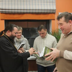 Состоялась встреча митрополита Матфея с участниками второго заезда Паломнического Центра для ветеранов СВО и членов их семей