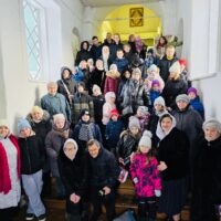 Рождественская встреча воспитанников Воскресных школ Пскова и Карамышевской студии «Коромысло» традиционно прошла в Ильинском храме