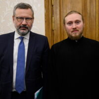 В рамках Рождественских чтений руководитель Информационной службы Псковской епархии принял участие во встрече с Владимиром Легойдой