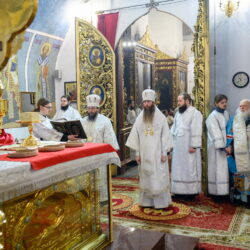 В Свято-Троицком кафедральном соборе состоялось праздничное общеепархиальное Рождественское богослужение